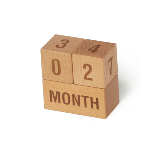 WonderBox Play Kit for 0-2 Months: The Observer